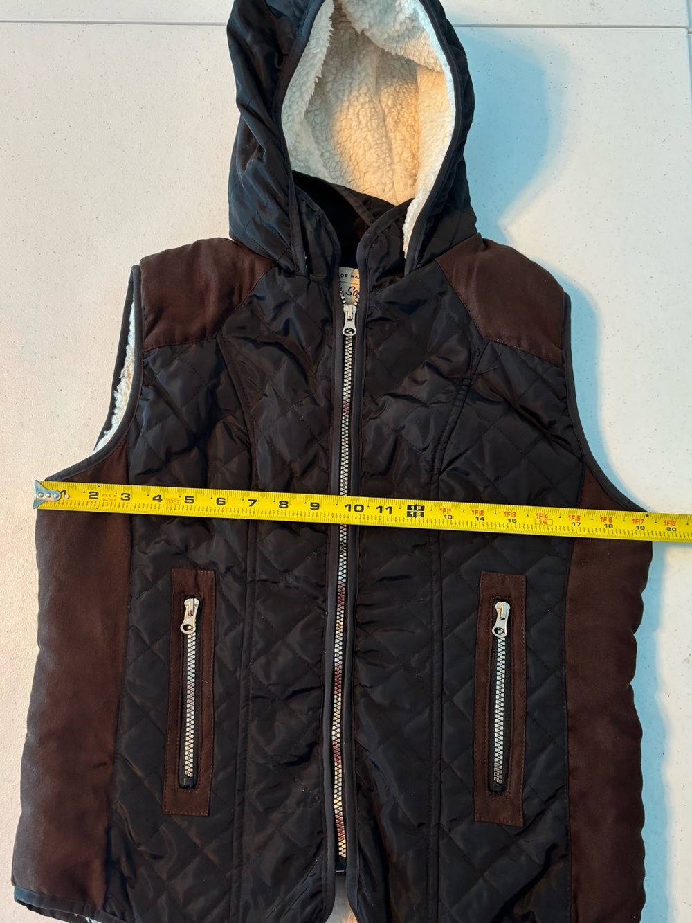 Ci Sono Black Quilted Hooded Vest with Brown Accents